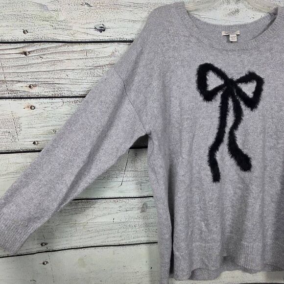 Cato Plus 14/16W Gray Metallic Bow Sweater Soft Knit - Picture 3 of 7